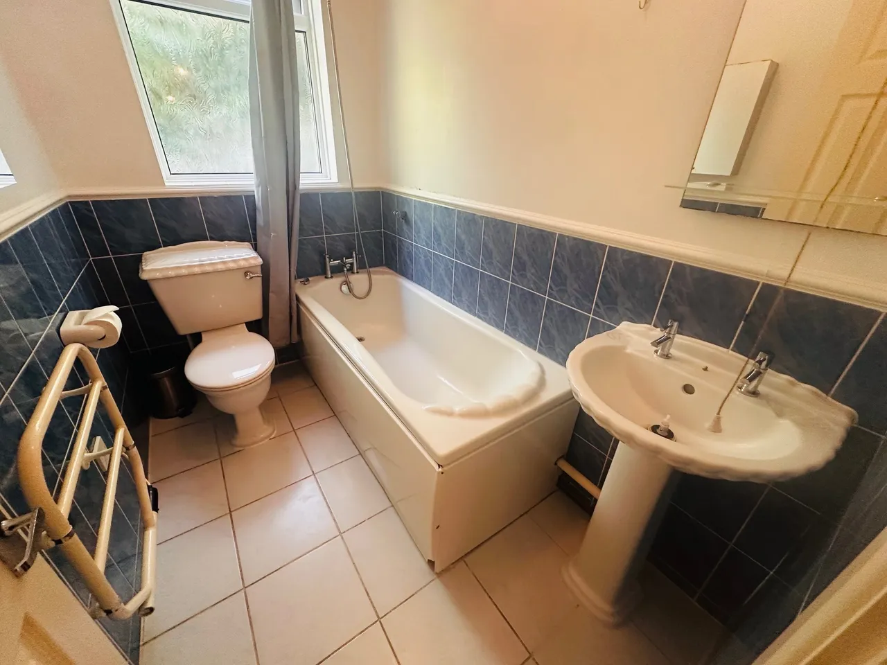 Branksome Wood Road, BH2, photo 13