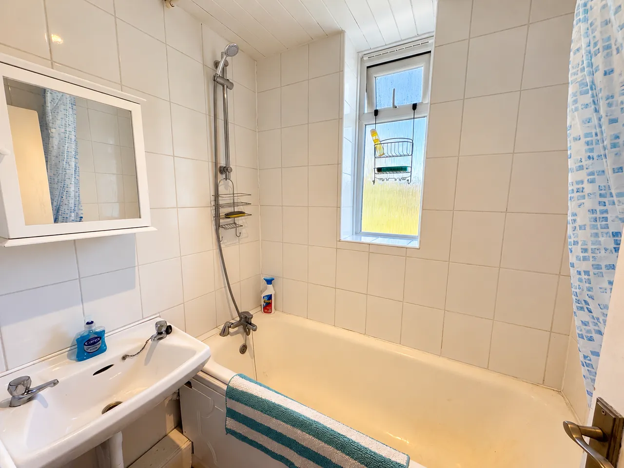 Dounesforth Gardens, London, SW18, photo 11