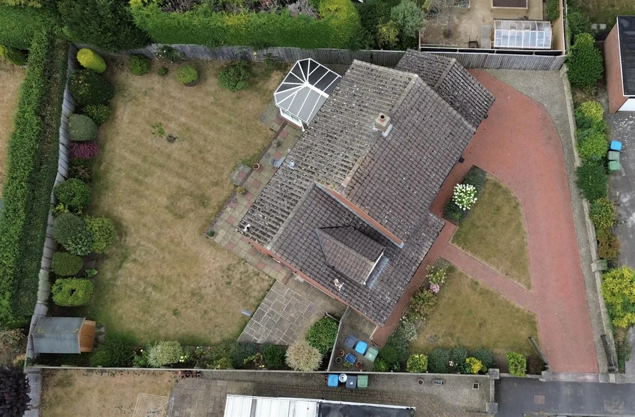 Meadow Drive, Scruton, photo 29