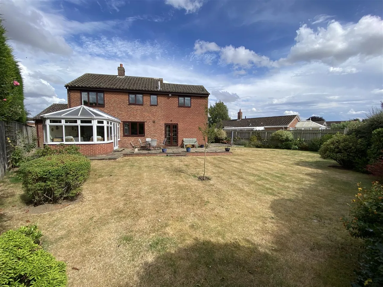 Meadow Drive, Scruton, photo 23