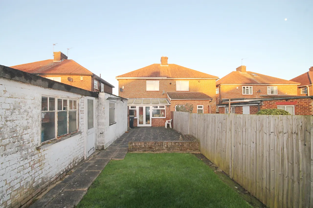 Godfrey Avenue, Northolt, UB5, photo 8