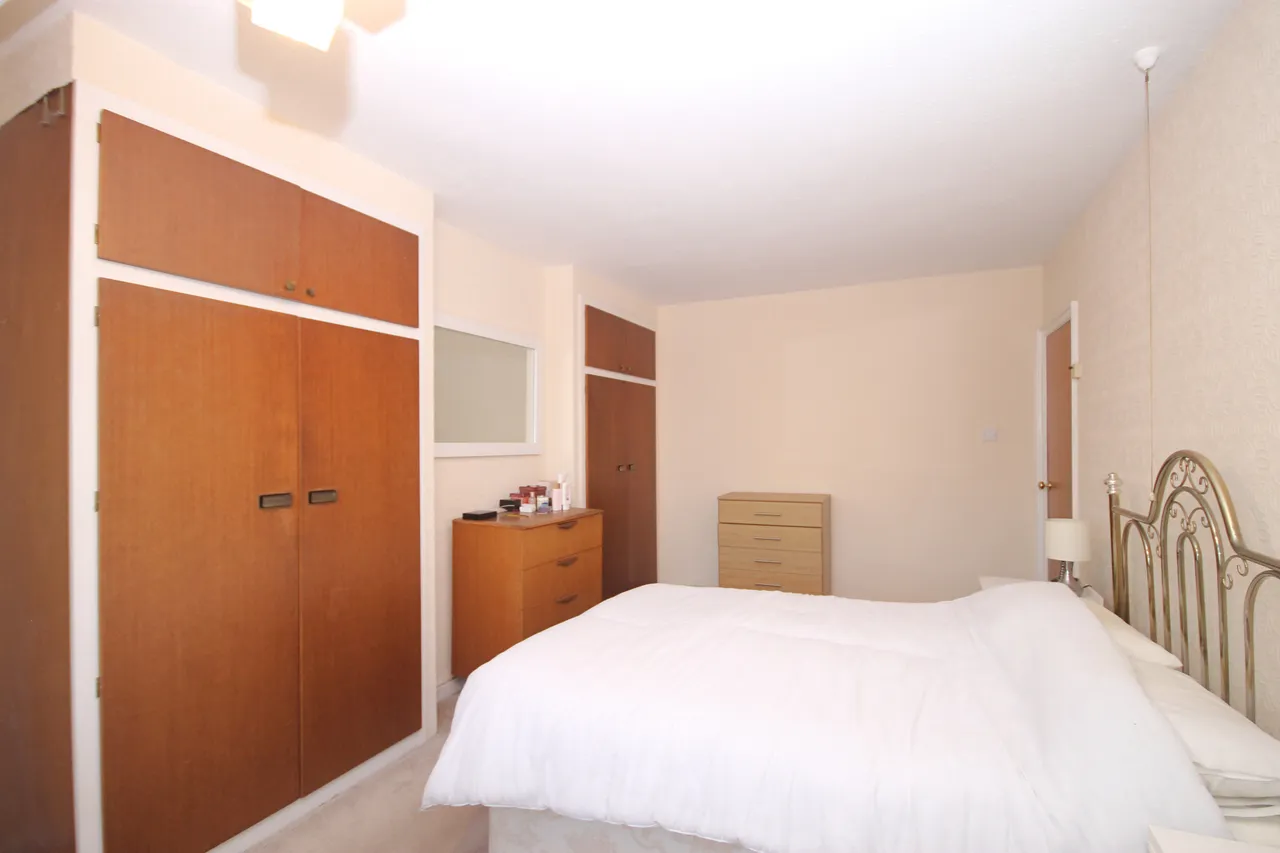 Godfrey Avenue, Northolt, UB5, photo 12