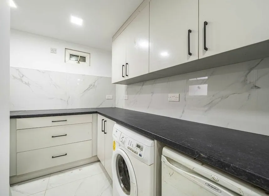Bath Road, Hounslow, TW5, photo 7