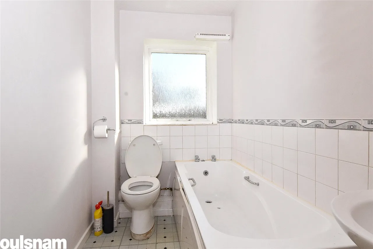 Woodfield Road, Kings Heath, Birmingham, West Midlands, B13 9UJ, photo 9