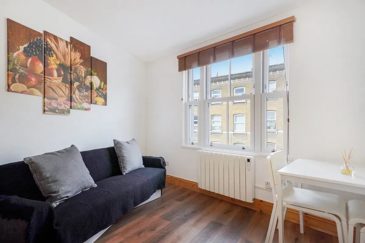 Hornsey Road, Archway, N19, photo 8