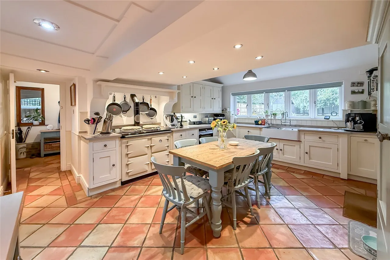 Chad Lane, Flamstead, Hertfordshire, AL3 8HW, photo 4
