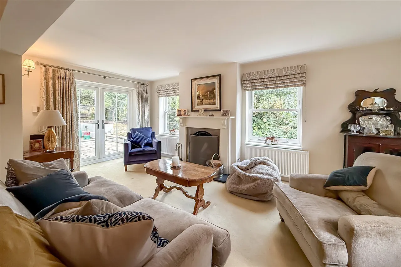 Chad Lane, Flamstead, Hertfordshire, AL3 8HW, photo 5