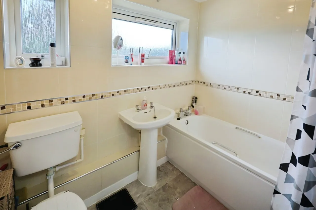 Queensway, Shildon, DL4, photo 9