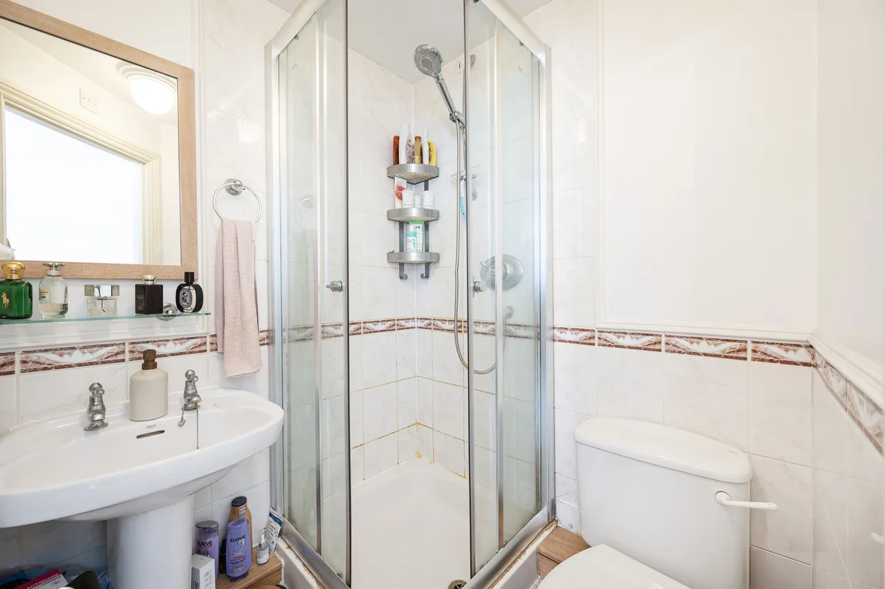 6 Dandridge House, 31 Lamb Street, London, photo 10