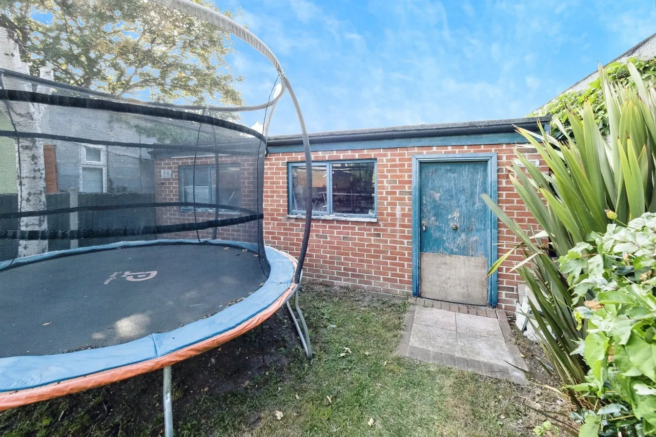 St. Georges Road, Dagenham, RM9, photo 22