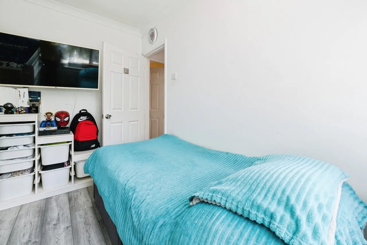 St. Georges Road, Dagenham, RM9, photo 12