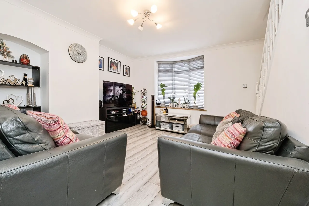 St. Georges Road, Dagenham, RM9, photo 17