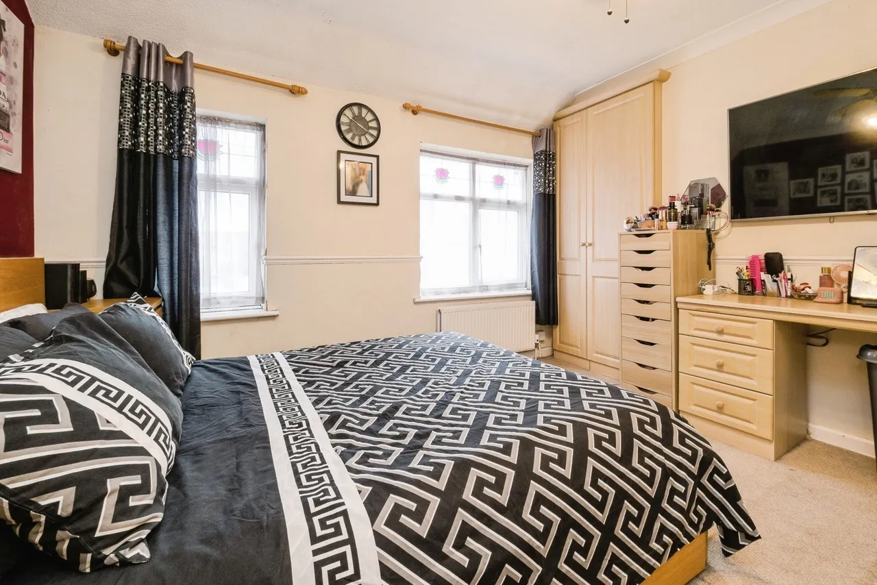 St. Georges Road, Dagenham, RM9, photo 13