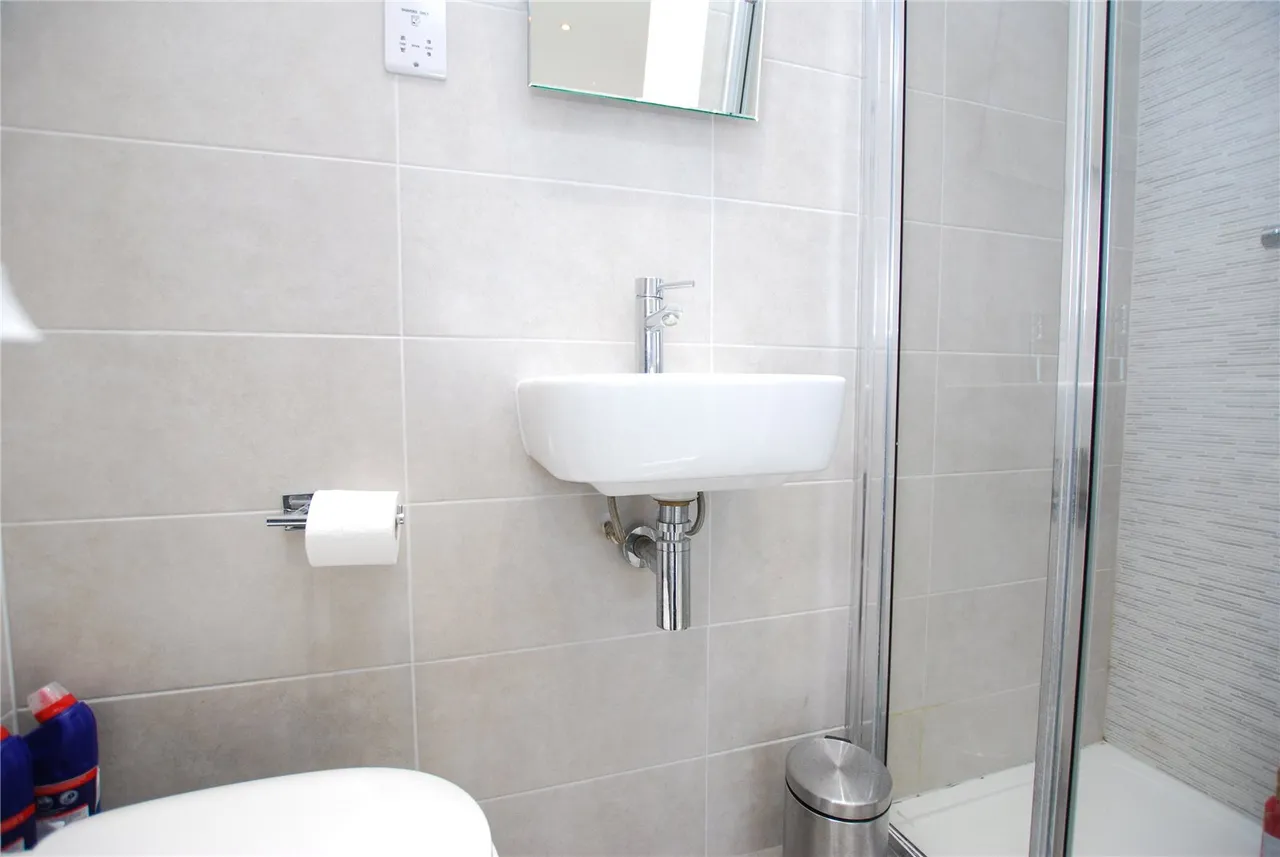 Ardmore Avenue, Guildford, GU2, photo 6