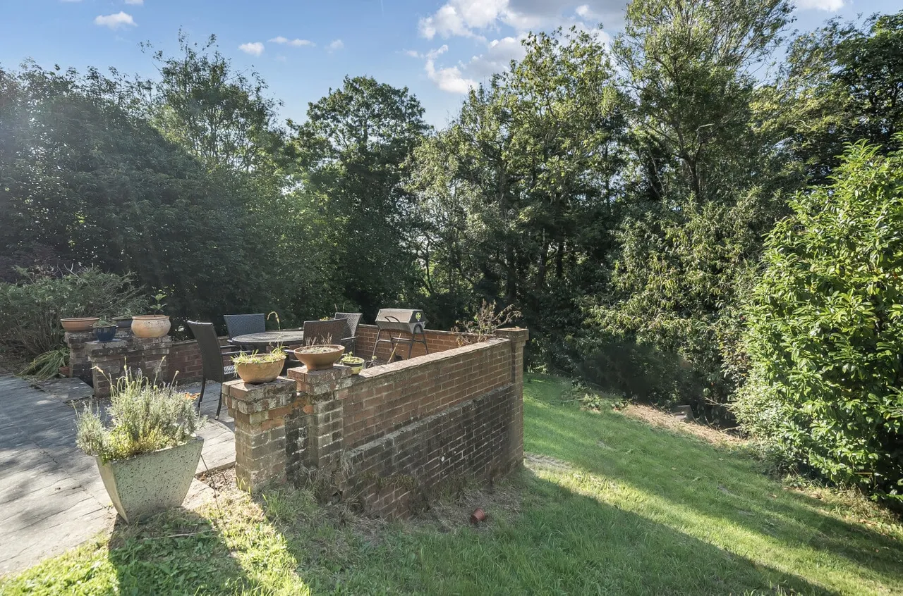St. Martin, Ashurst, TN3, photo 18
