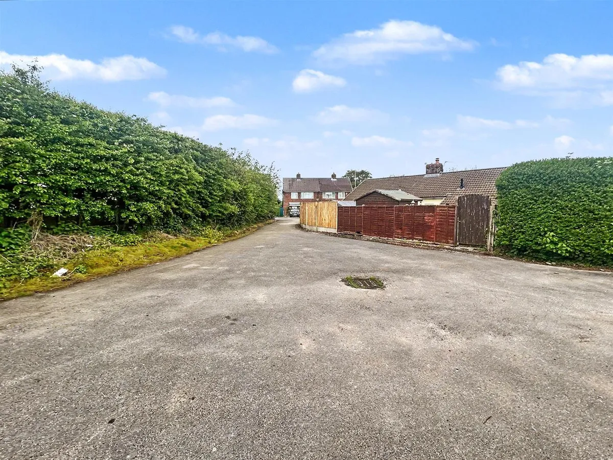 Castle View, Biddulph Stoke-On-Trent, ST8, photo 6