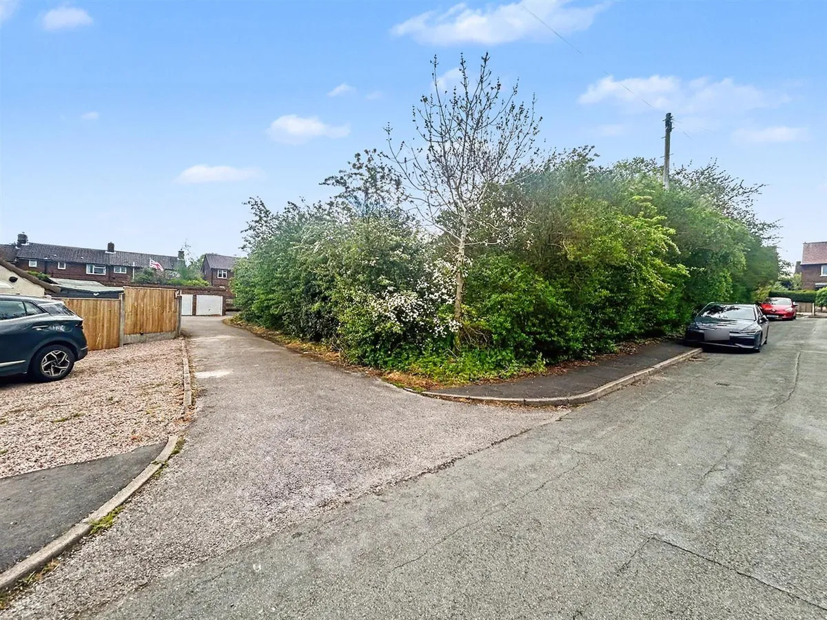 Castle View, Biddulph Stoke-On-Trent, ST8, photo 4