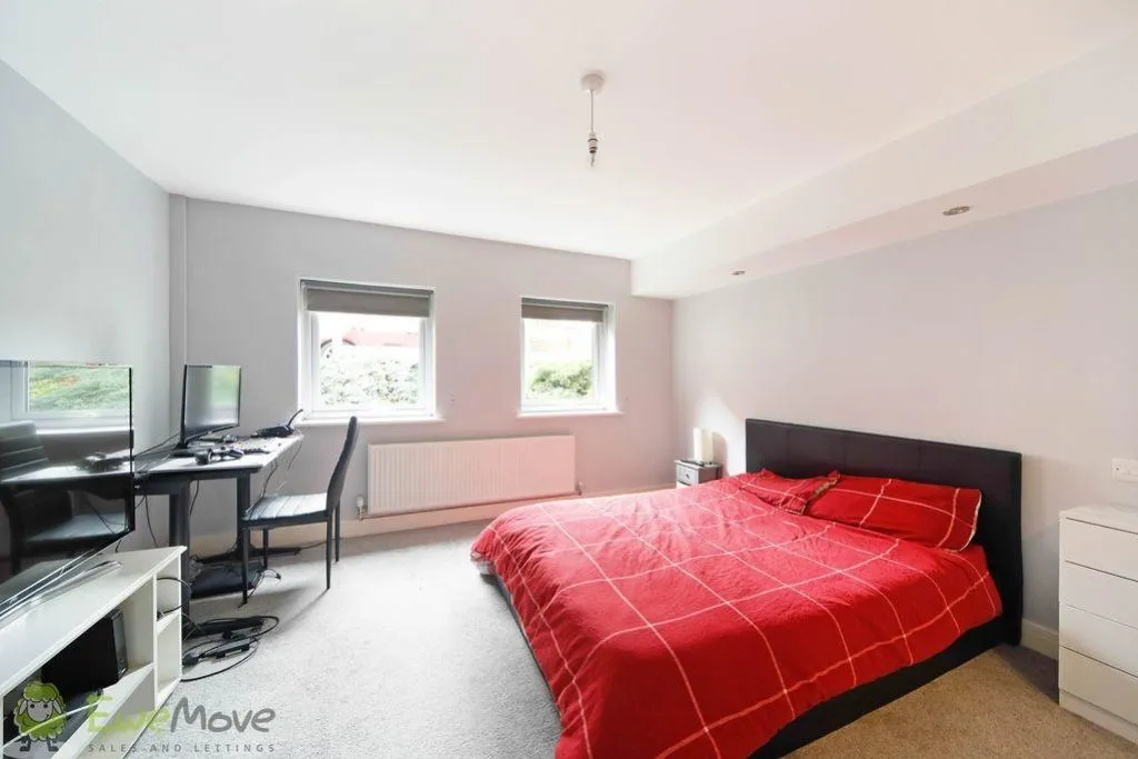 Cedar Court Road, Cheltenham, GL53, photo 4
