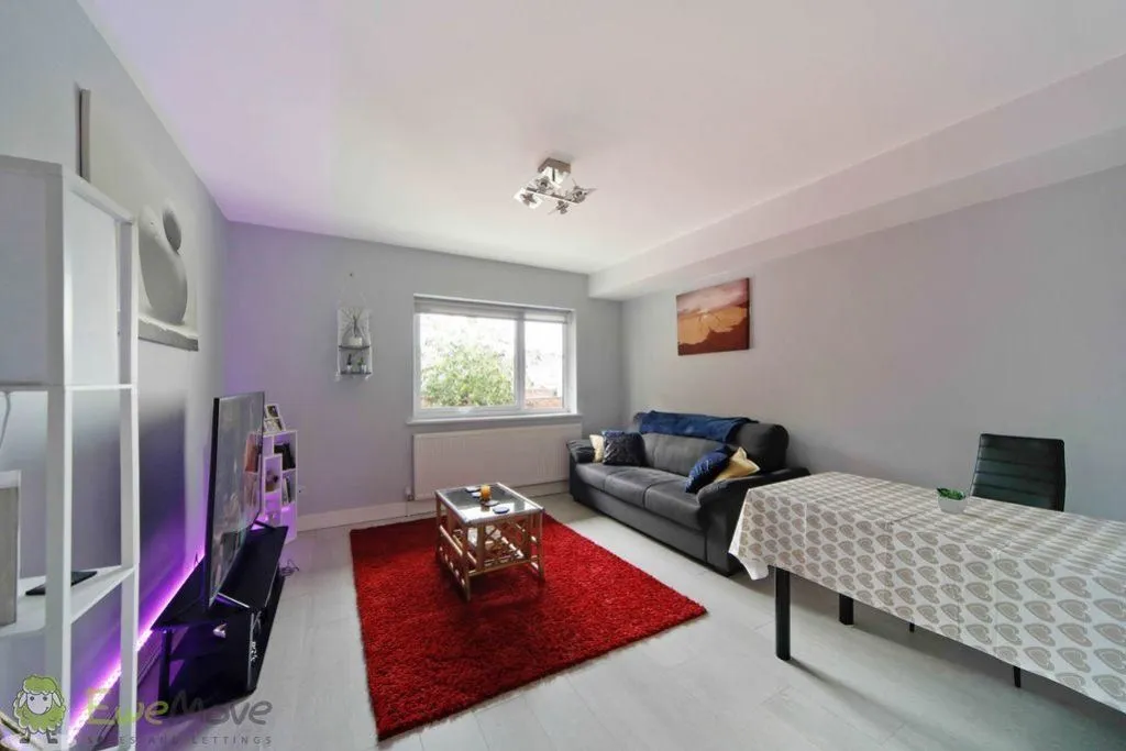 Cedar Court Road, Cheltenham, GL53, photo 3