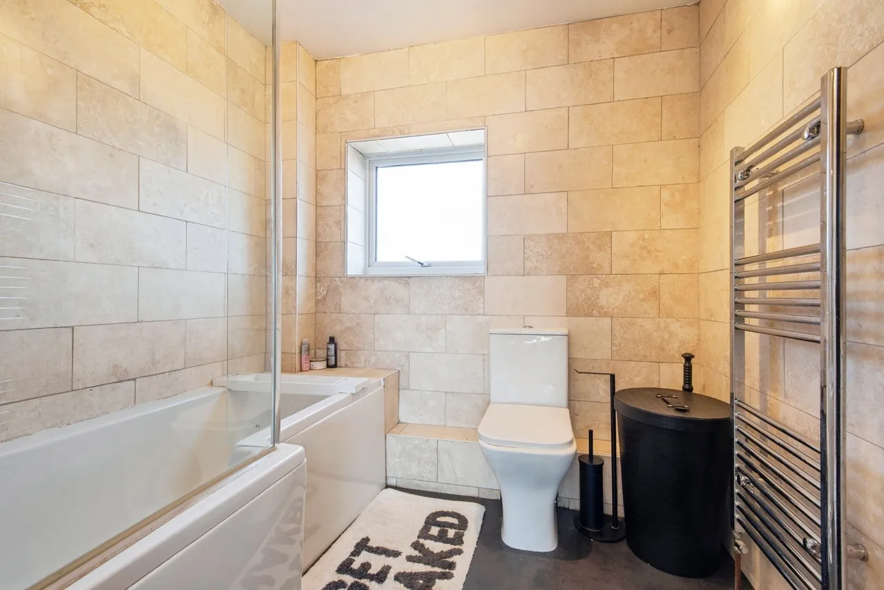 Holme Crescent, Biggleswade, Bedfordshire, SG18, photo 9