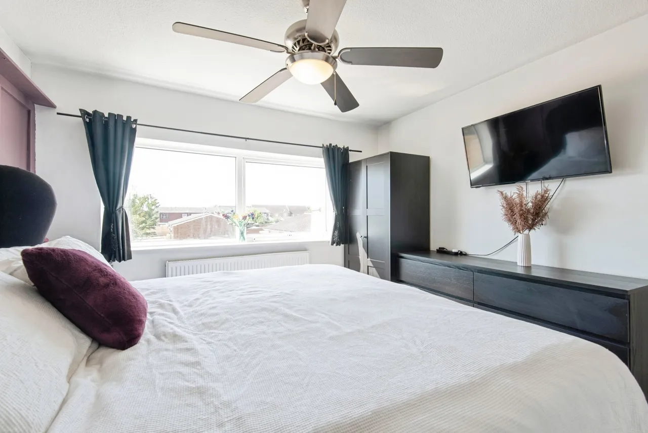 Holme Crescent, Biggleswade, Bedfordshire, SG18, photo 11