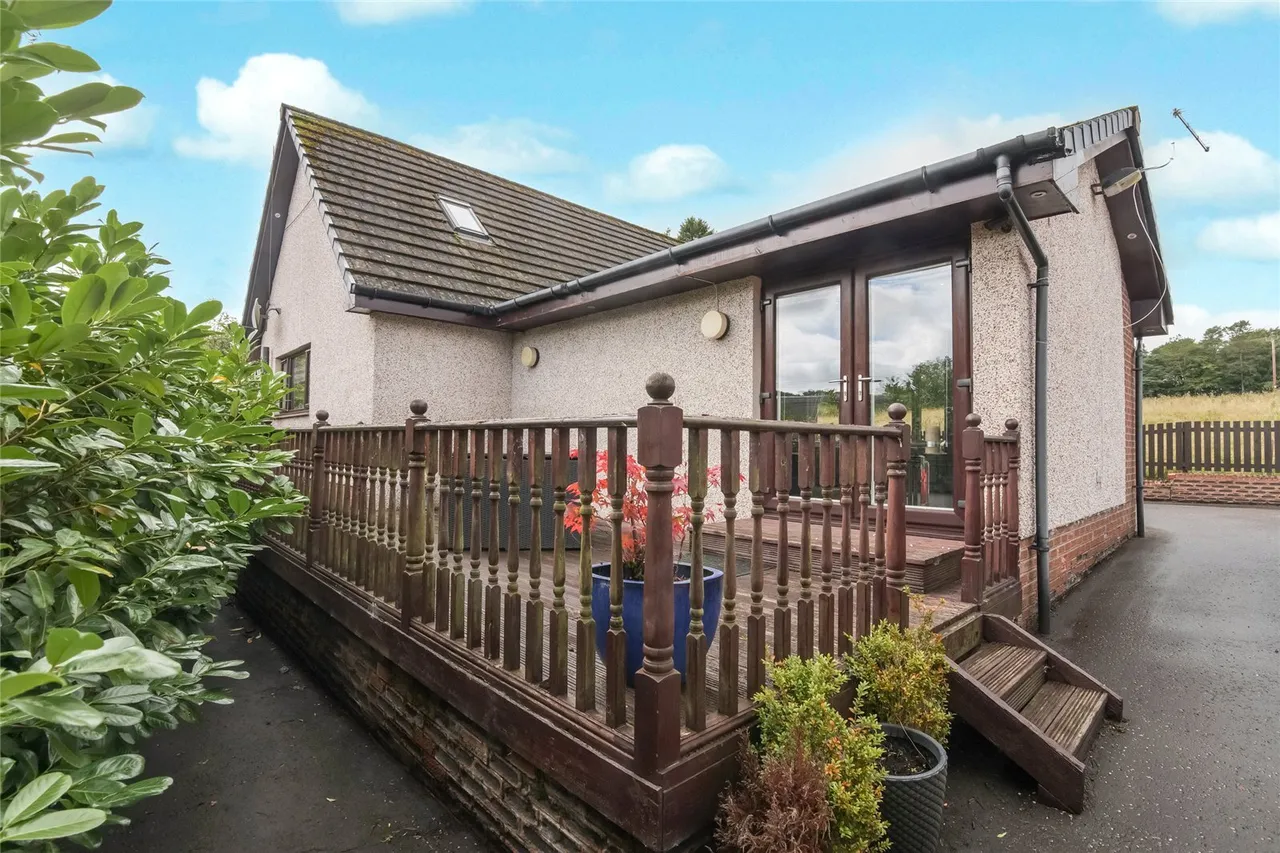 Ashgrove, Hartwood, Shotts, North Lanarkshire, ML7, photo 24