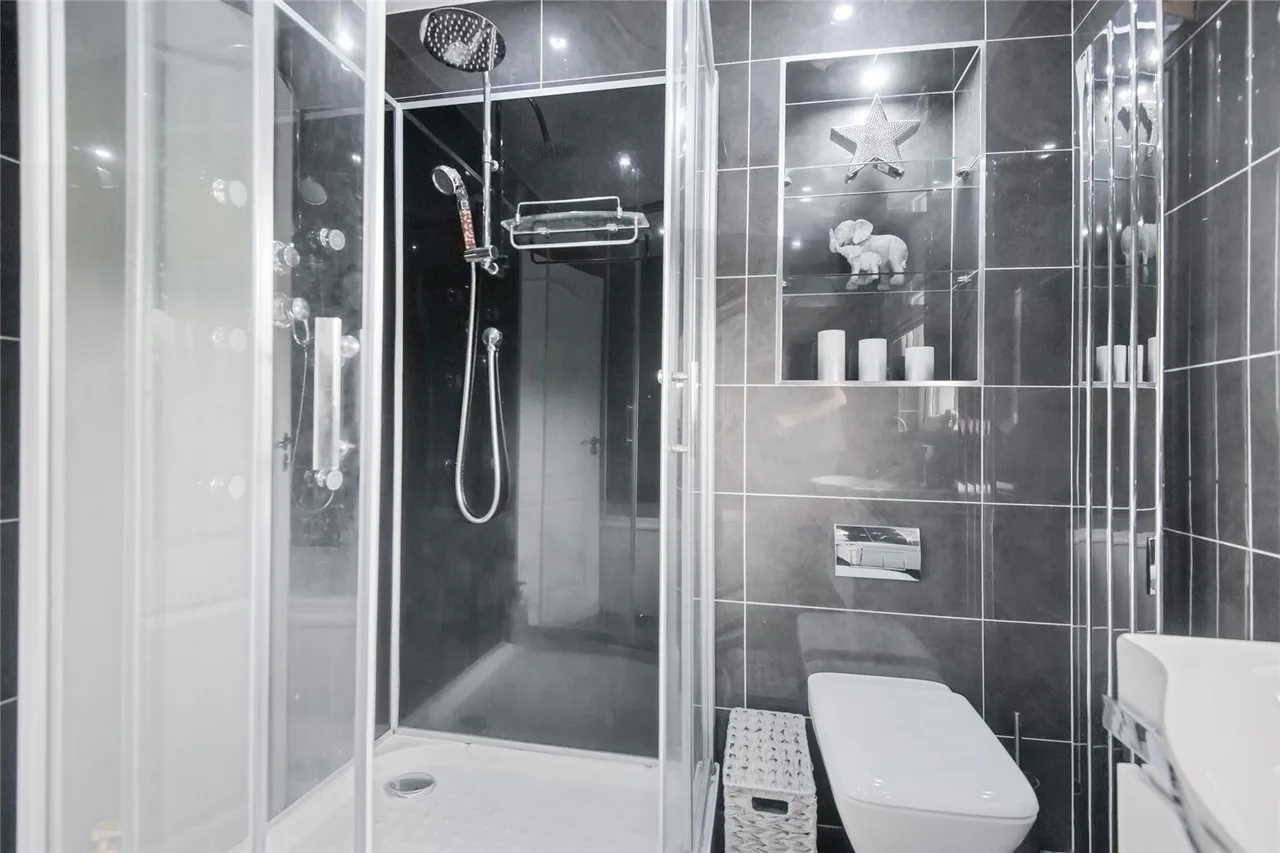 Ashgrove, Hartwood, Shotts, North Lanarkshire, ML7, photo 11