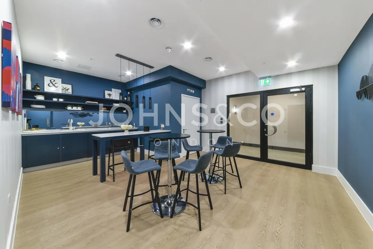 Crescent, London, E1, photo 15