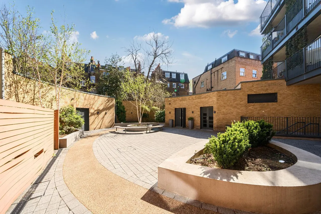 Camberwell New Road, Camberwell, SE5, photo 12