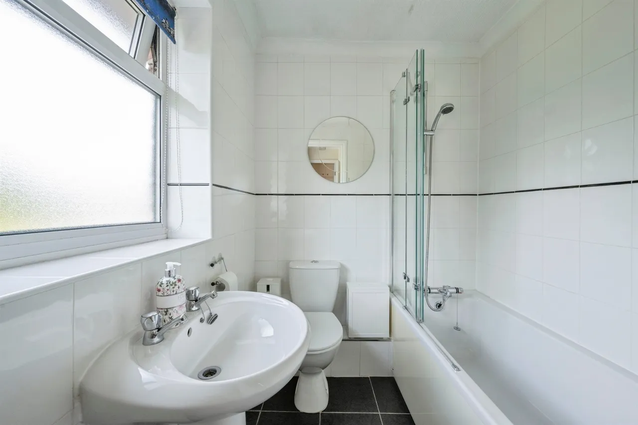 Hamilton Road, Maltby, Rotherham, photo 9