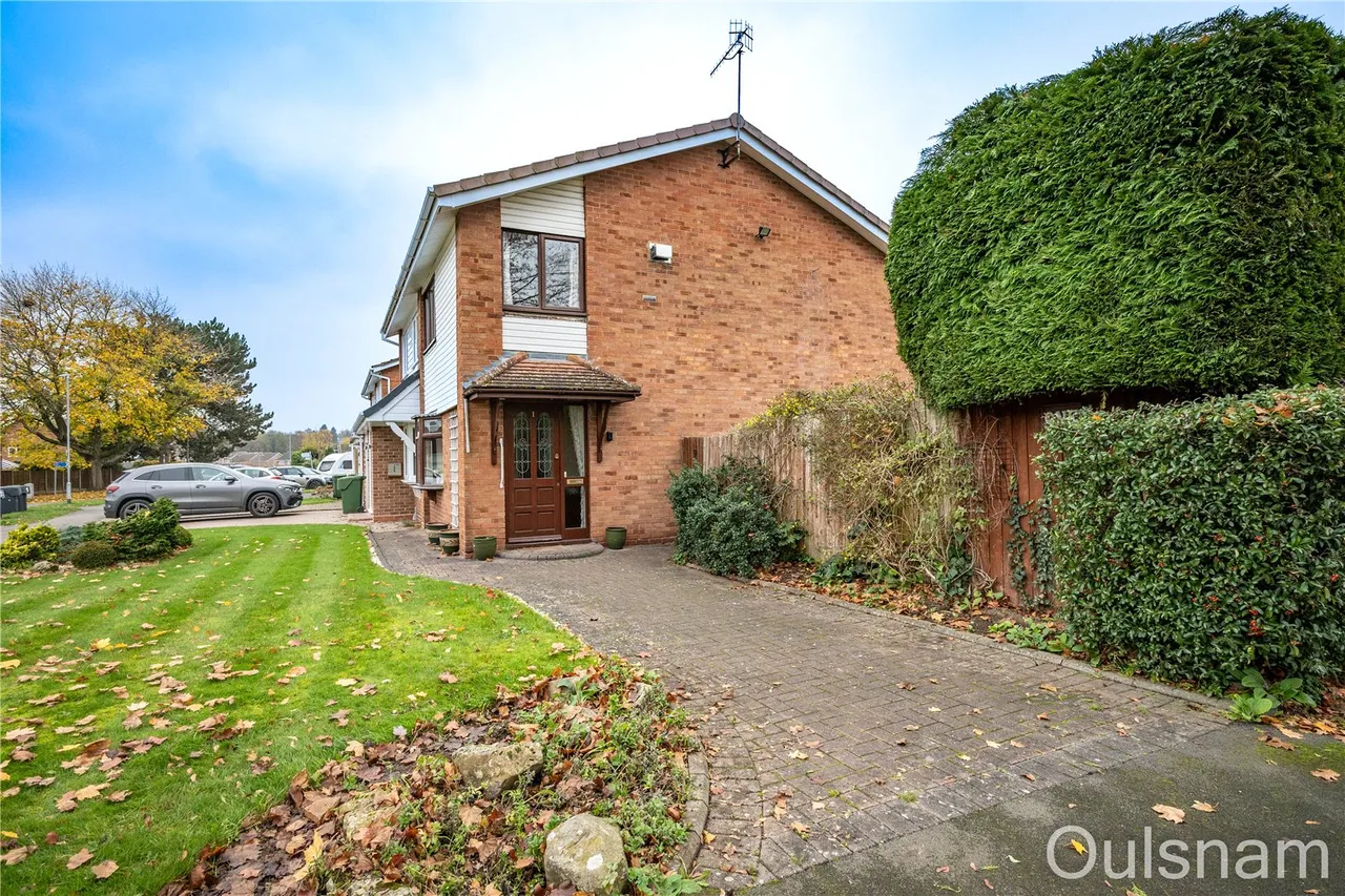Paxton Close, Bromsgrove, Worcestershire, B60 2HB, photo 21