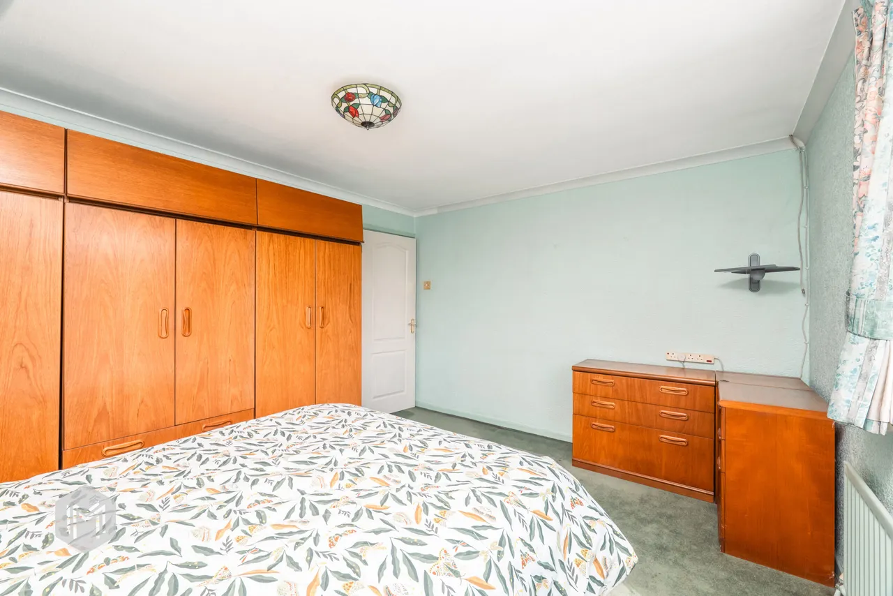 Kensington Drive, Bury, BL8 2DE, photo 17
