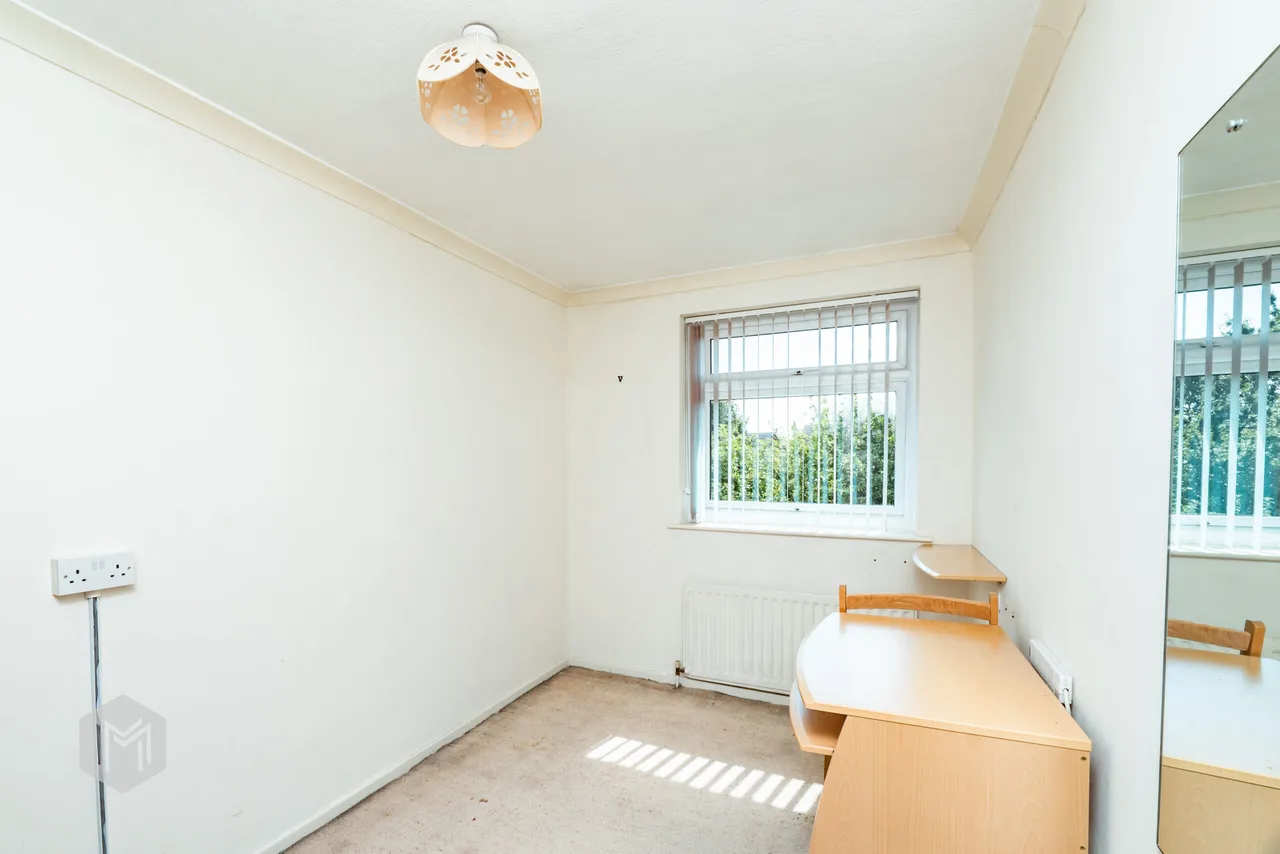 Kensington Drive, Bury, BL8 2DE, photo 20