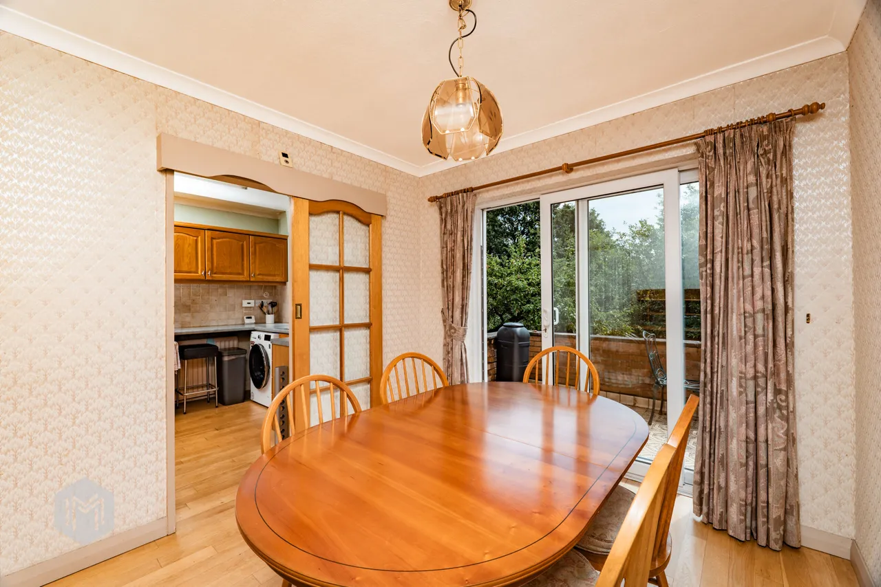 Kensington Drive, Bury, BL8 2DE, photo 5