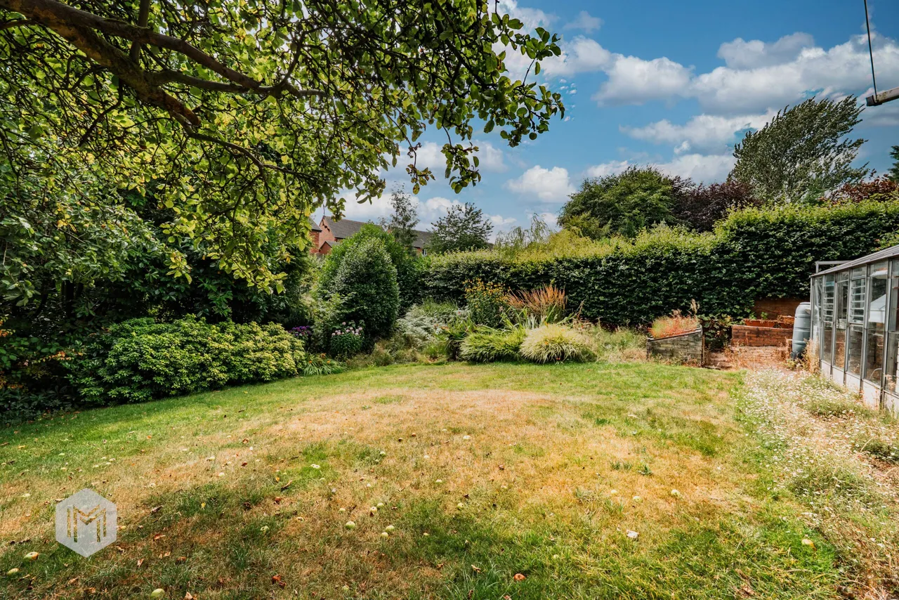 Kensington Drive, Bury, BL8 2DE, photo 13
