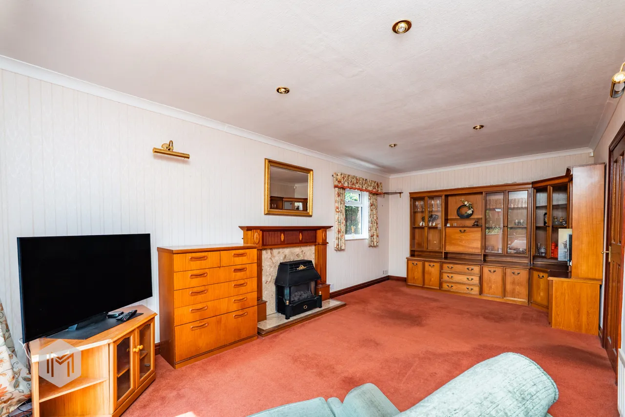 Kensington Drive, Bury, BL8 2DE, photo 32