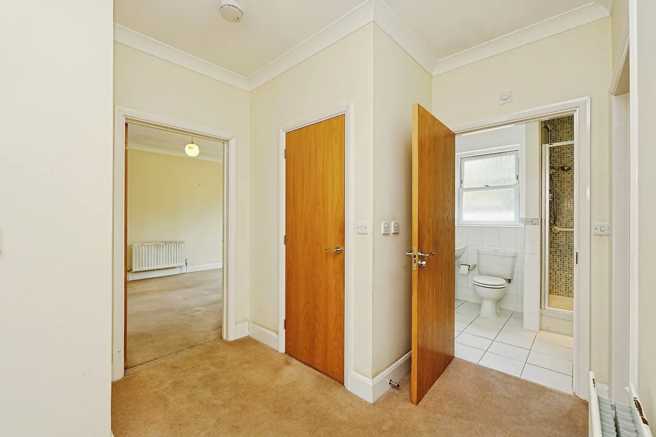 Gabriels Mews, Beckenham, BR3, photo 16