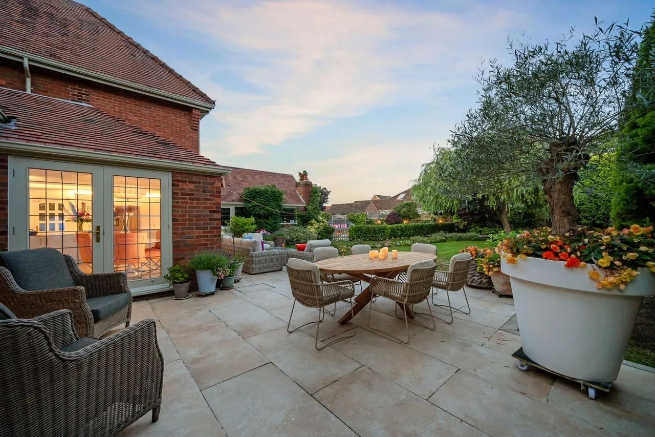 St. Annes Road East, Lytham St. Annes, FY8, photo 9