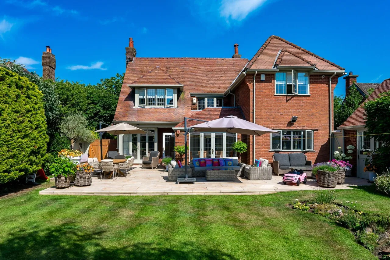 St. Annes Road East, Lytham St. Annes, FY8, photo 35