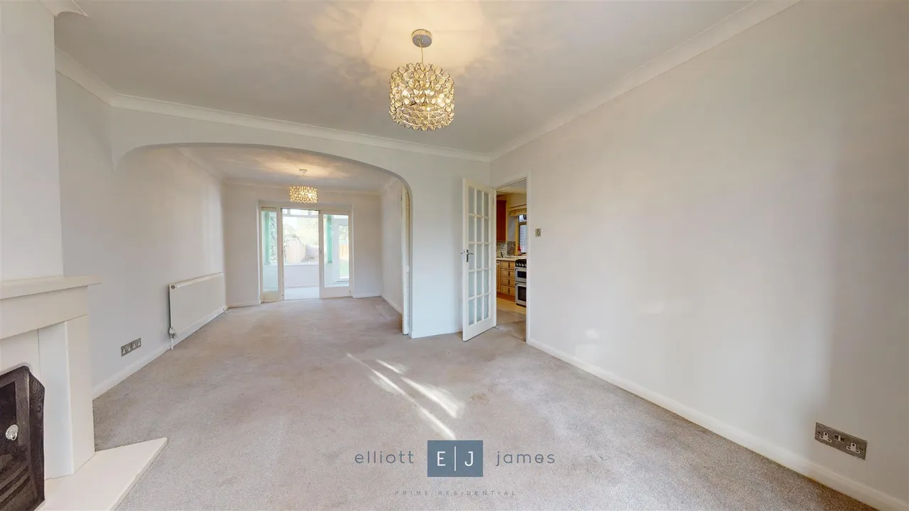 Fencepiece Road, Chigwell, photo 5