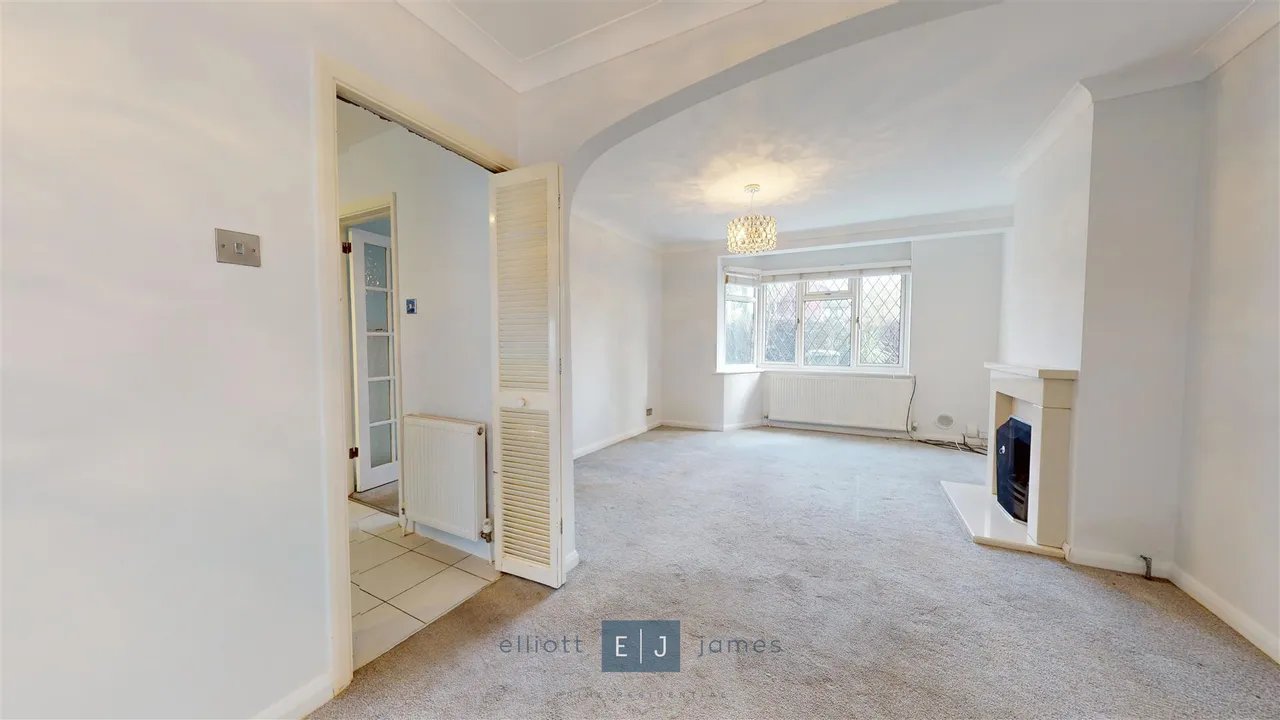 Fencepiece Road, Chigwell, photo 6