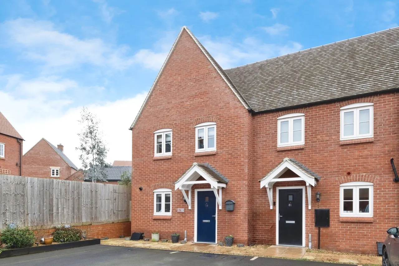 2 bed house for sale — Hexham Street, Towcester, Northamptonshire, NN12