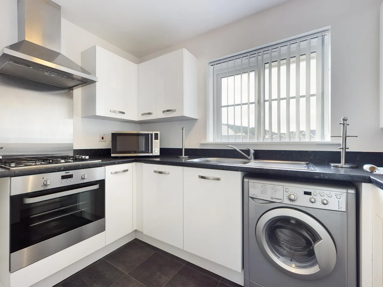 Bellerphon Court, Pentrechwyth, Swansea, SA1, photo 4