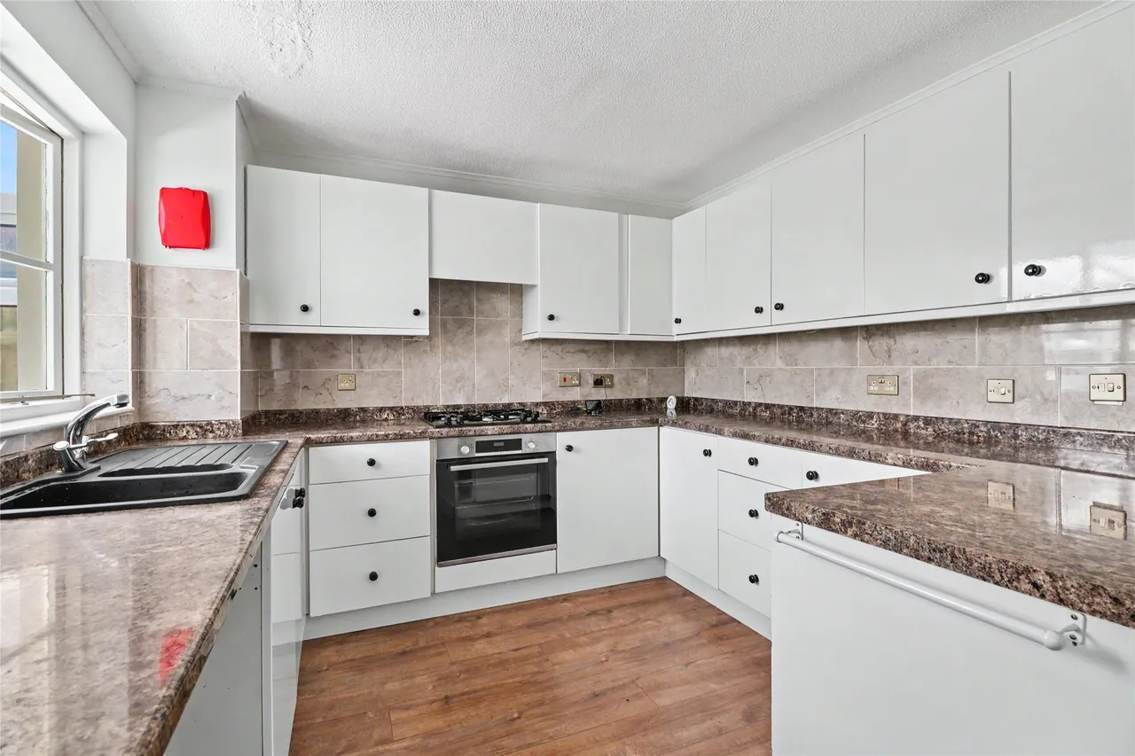 St. James Close, Landkey, EX32, photo 6