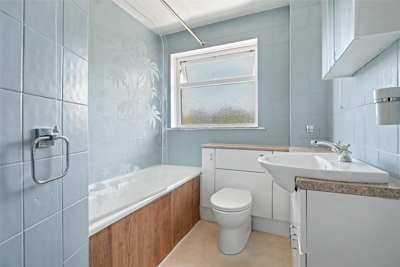 St. James Close, Landkey, EX32, photo 14