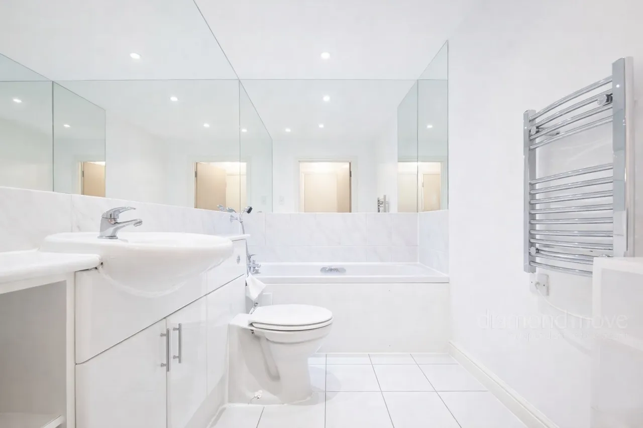 Prince Regent Road, Hounslow, TW3, photo 8