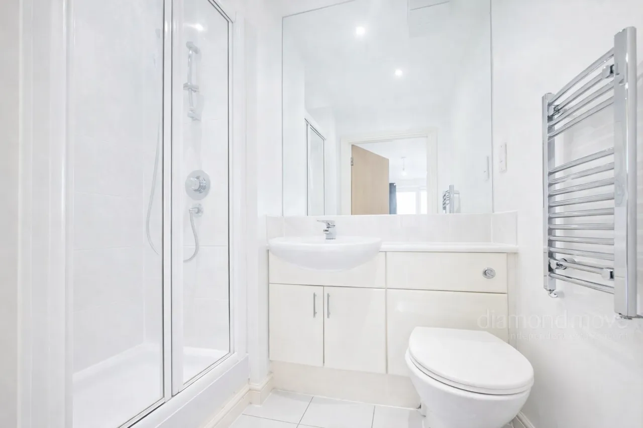 Prince Regent Road, Hounslow, TW3, photo 6