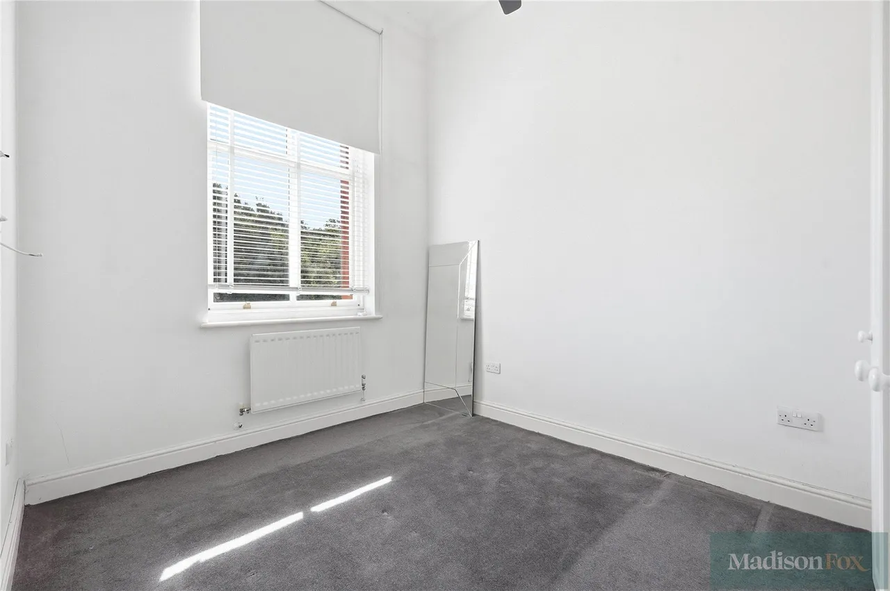 Richmond Drive, Woodford Green, IG8, photo 13