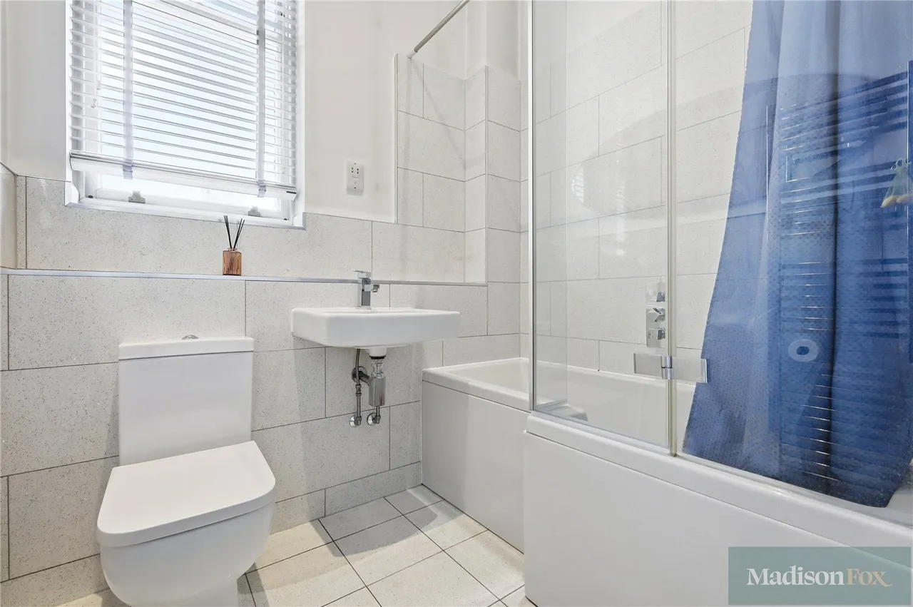 Richmond Drive, Woodford Green, IG8, photo 14