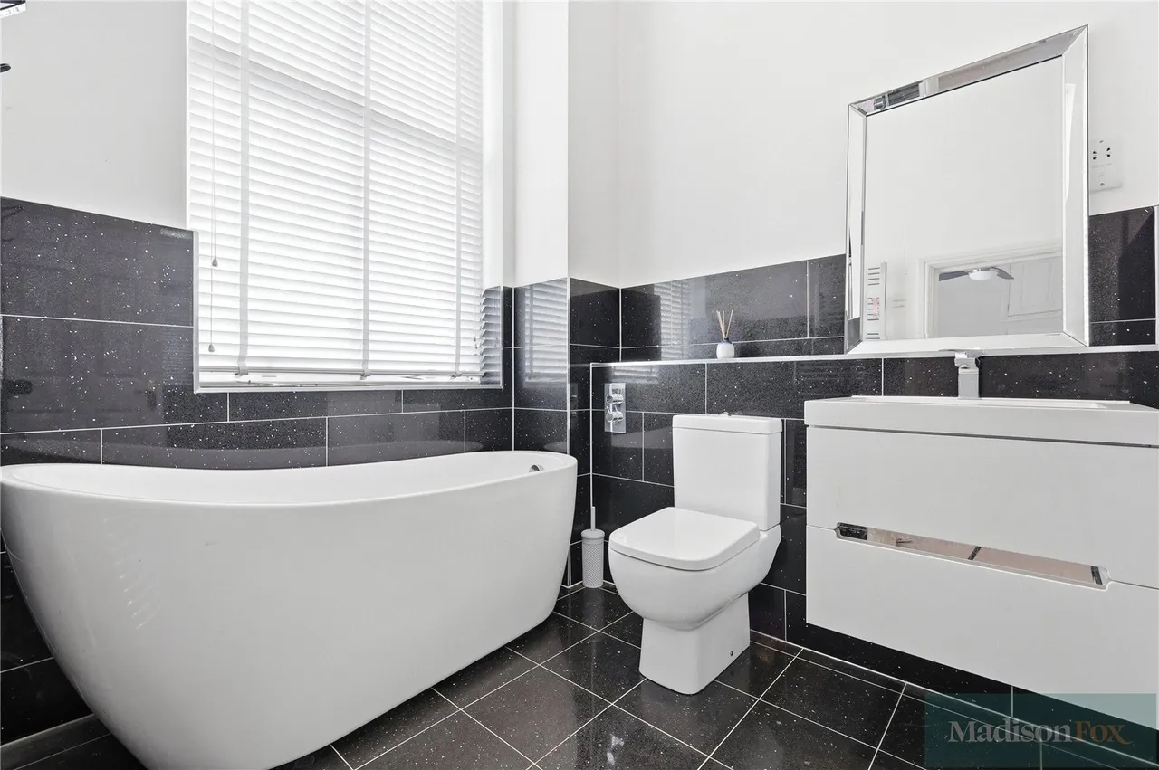 Richmond Drive, Woodford Green, IG8, photo 11